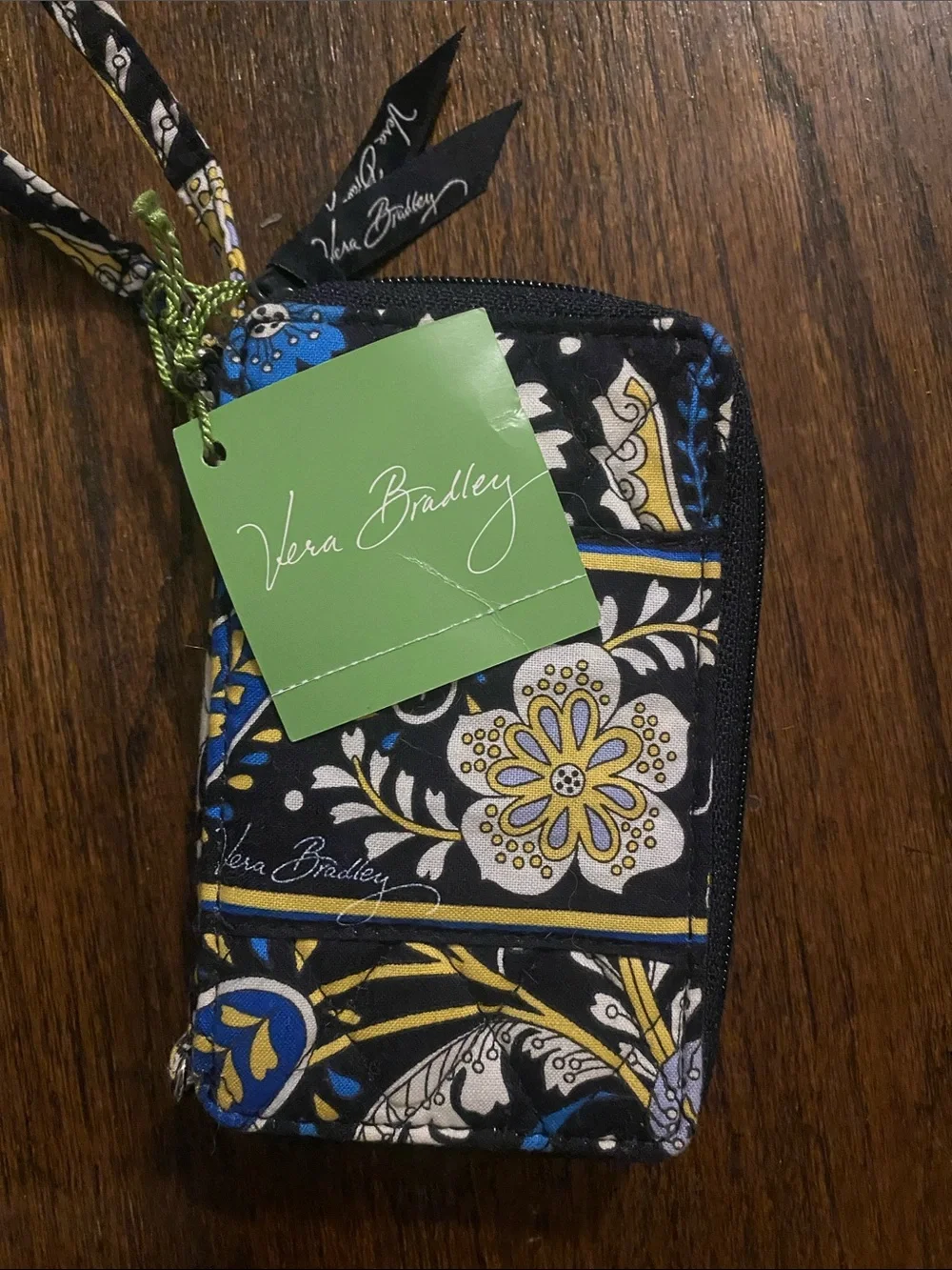 NWT Vera Bradley Ellie Blue Carry It All Wristlet